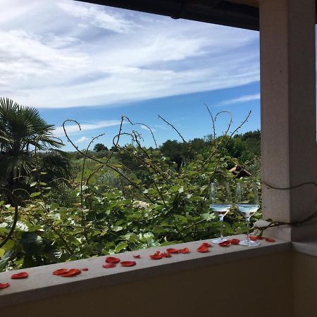 Appartment Hacienda Monica Умаг Екстер'єр фото
