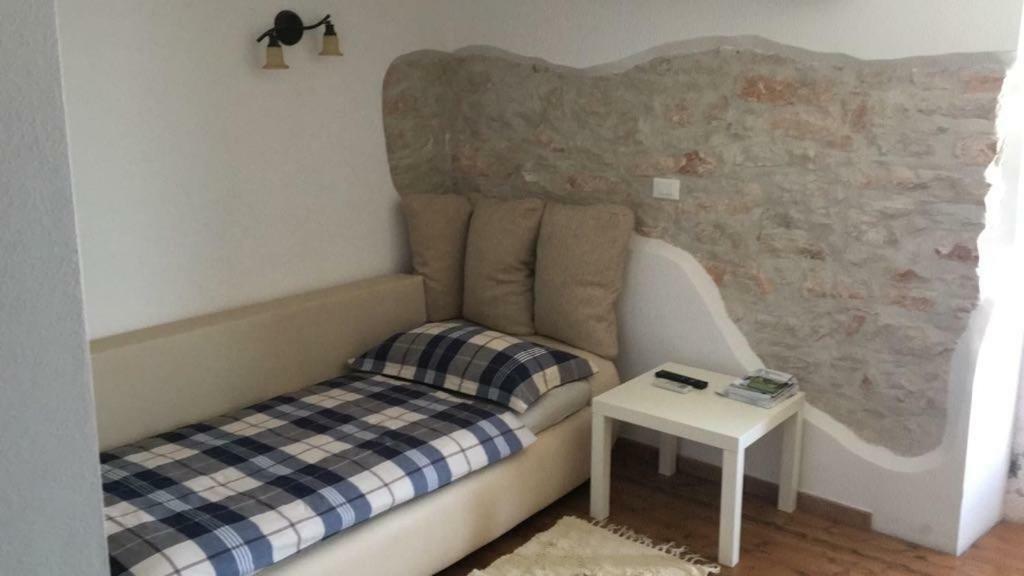 Appartment Hacienda Monica Умаг Екстер'єр фото
