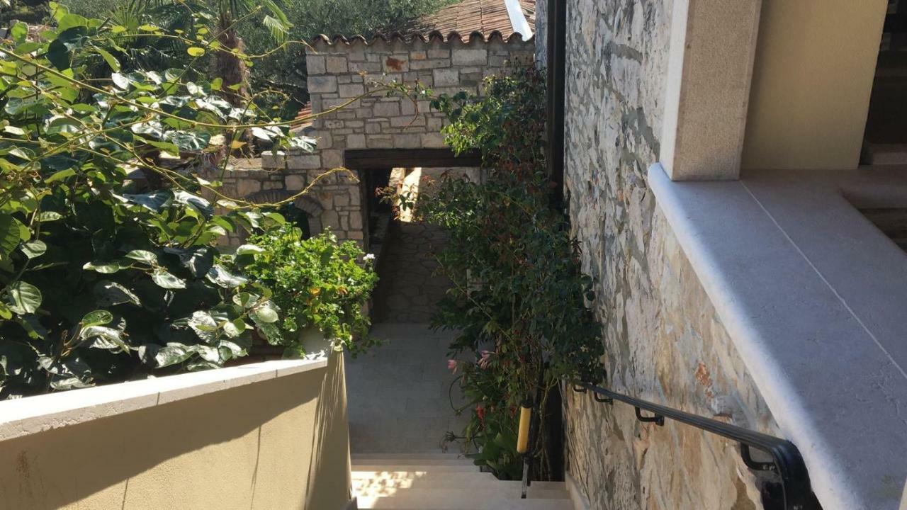 Appartment Hacienda Monica Умаг Екстер'єр фото